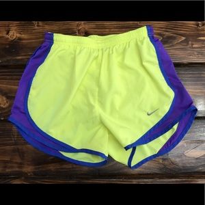 Women’s XS Nike Shorts